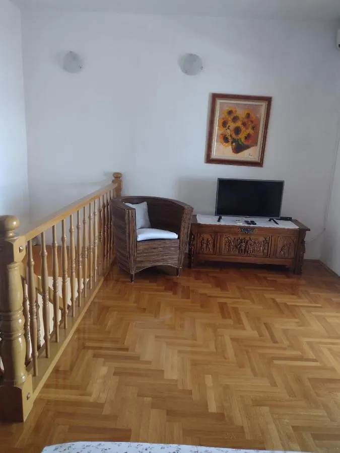Villa Kuca Za Odmor Rtina Ferienhaus